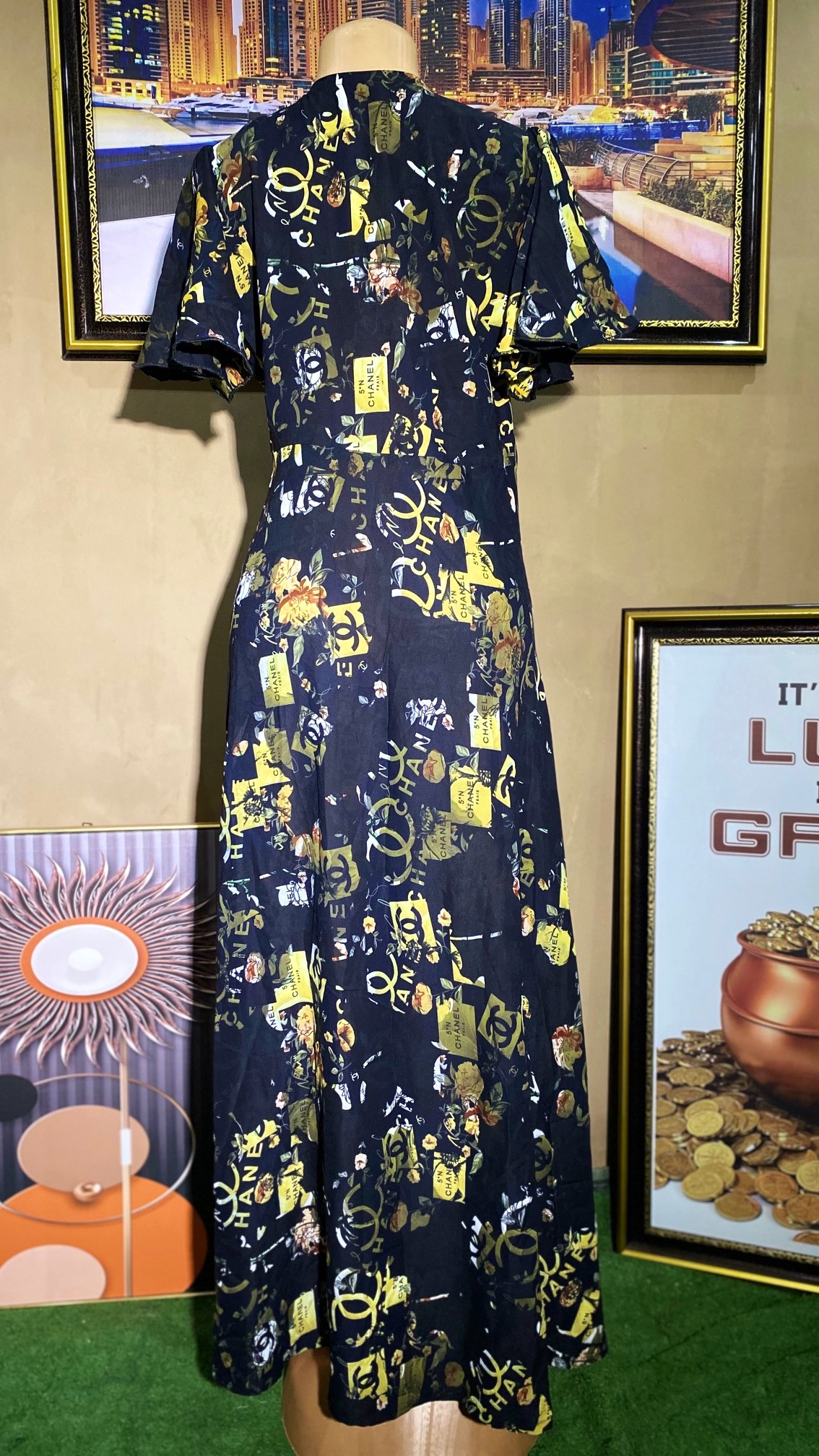 over-all gown (0111)