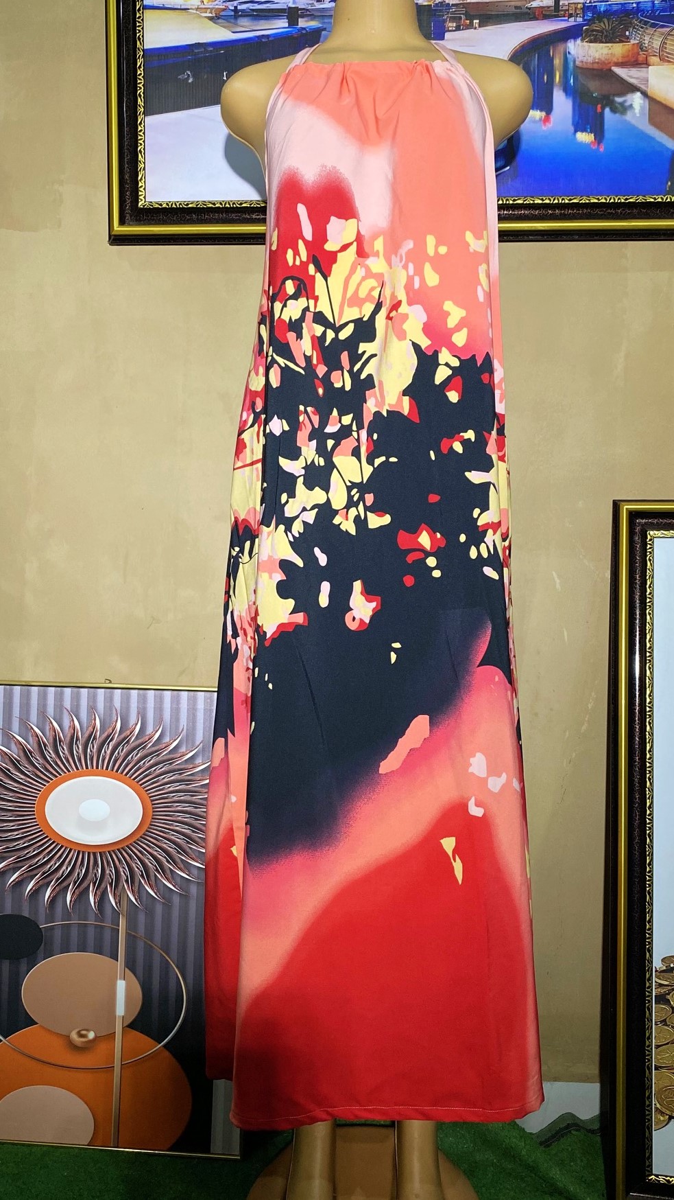 Backless gown (0060)