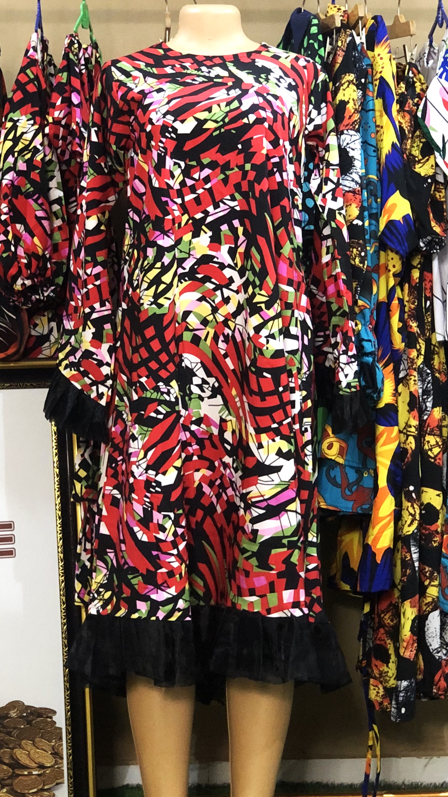 Free gown with Organza (G101)