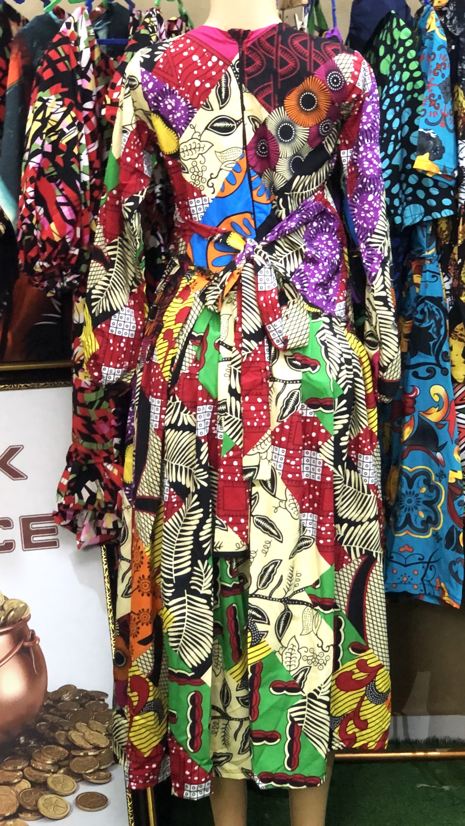 Pleated gown with side rope (G403)