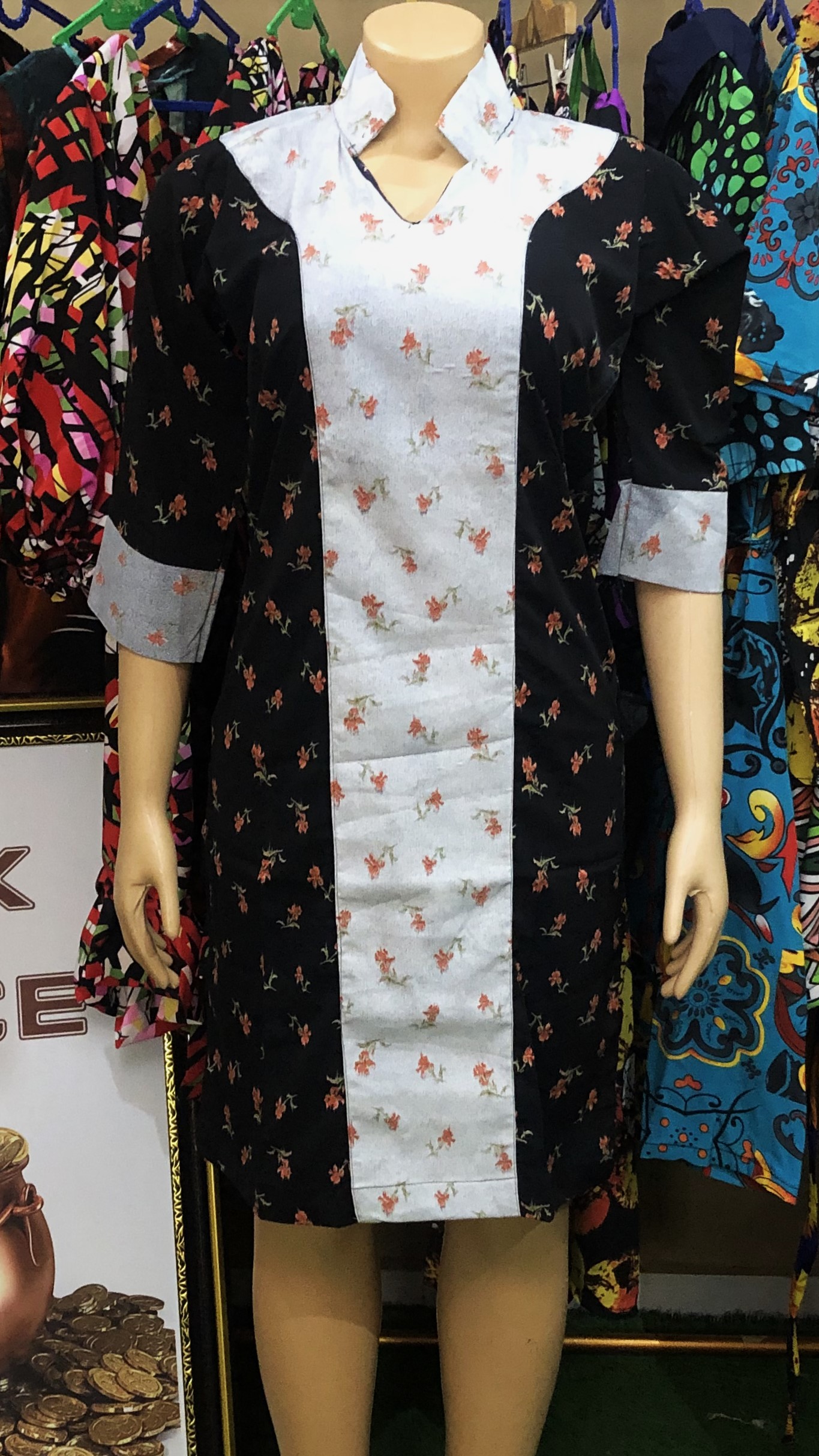 Short gown with collar (G404)