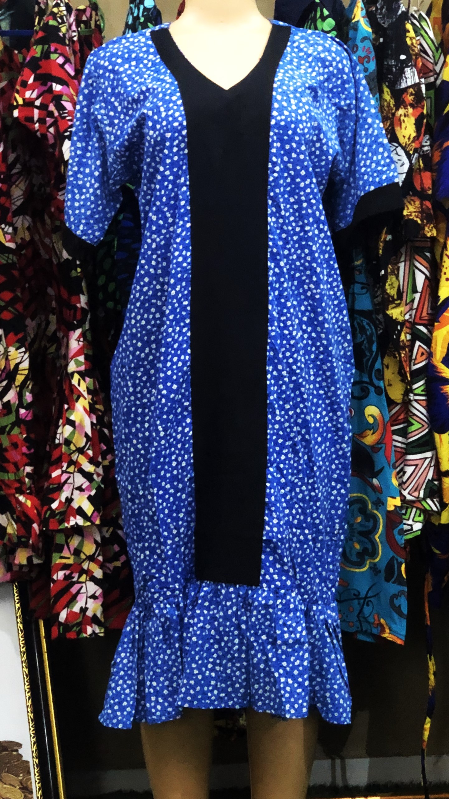 Short pleated gown (G405)