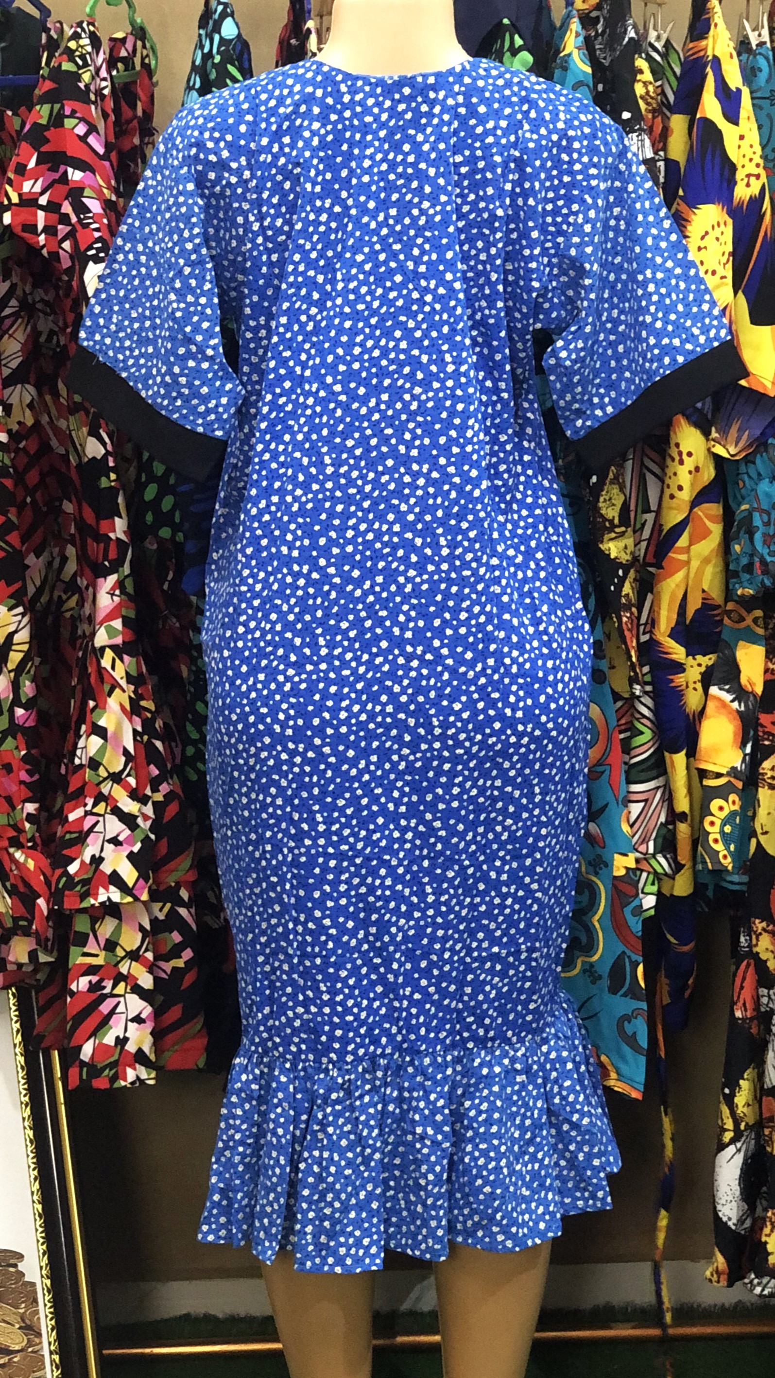 Short pleated gown (G405)