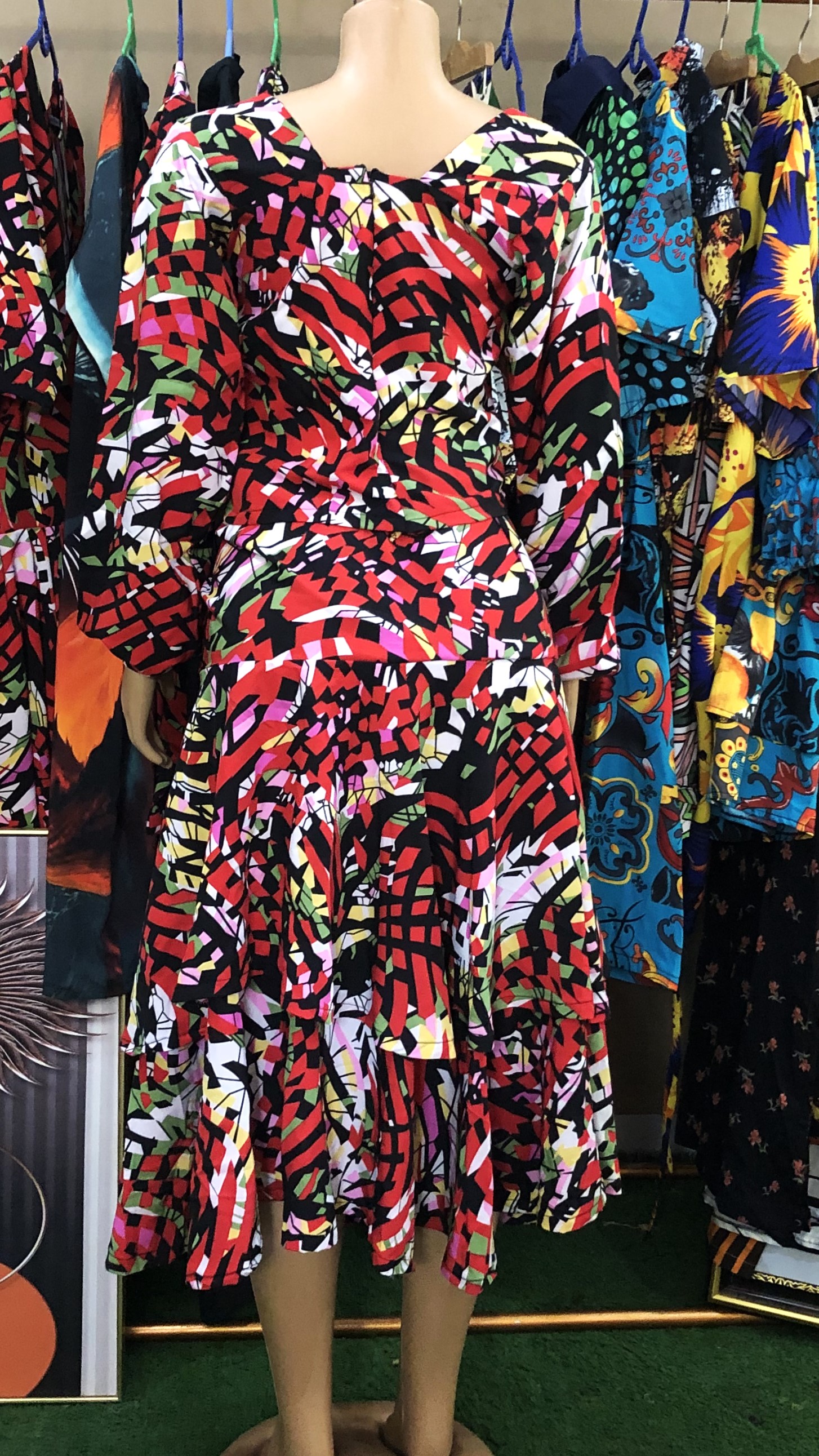 Double flare skirt and crop top (G1005)