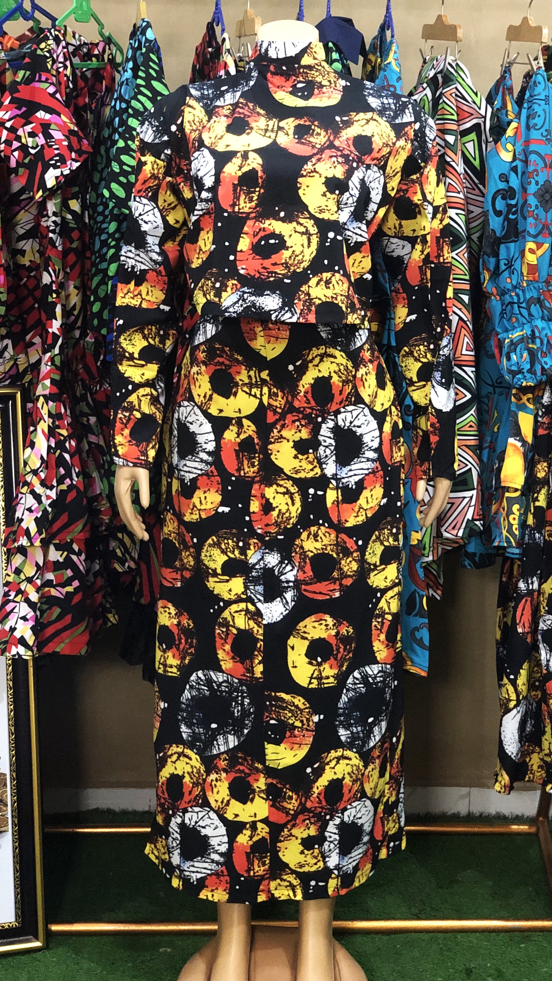 Skirt and turtle neck top (G0205)